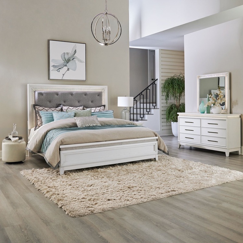 Reflections – Upholstered Bedroom Set