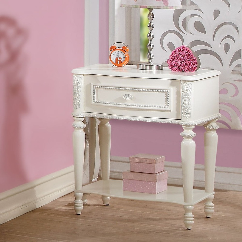Dorothy – Nightstand With 1 Drawer – Ivory