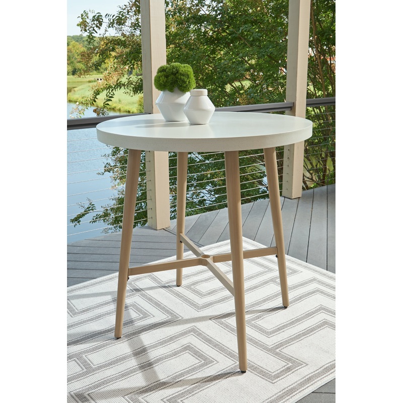 Seton Creek Round Bar Table w/UMB OPT