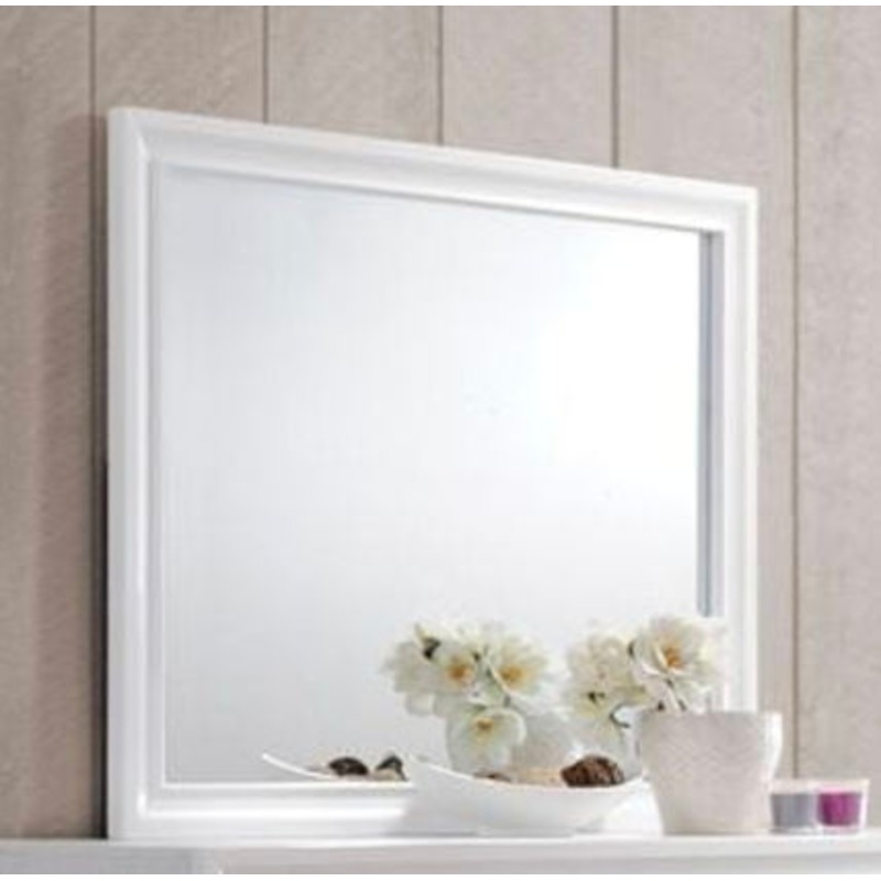 Naima – Minimalist Design Mirror