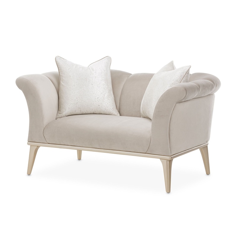 Yvette – Chair And A Half – Porcini/Medium Champagne