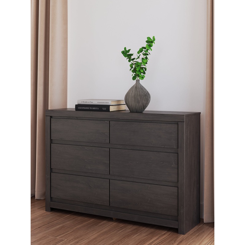 Fraluna Six Drawer Dresser