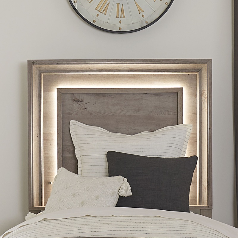 Horizons – Panel Headboard w/ Lights