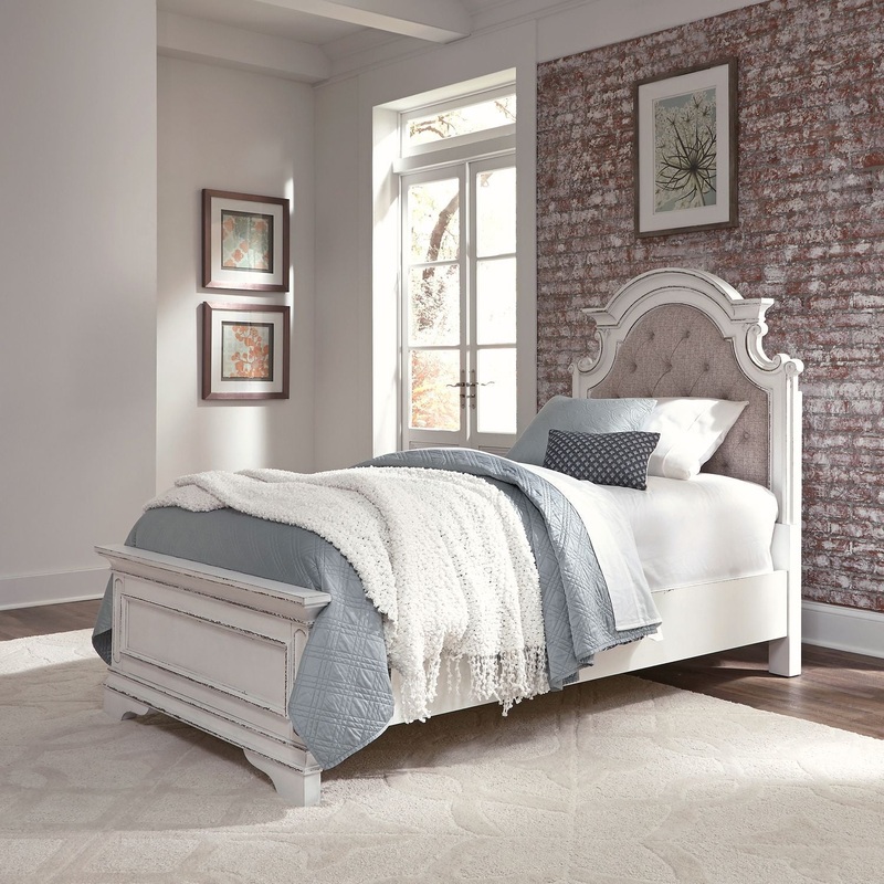 Magnolia Manor – Full Upholstered Bed – White