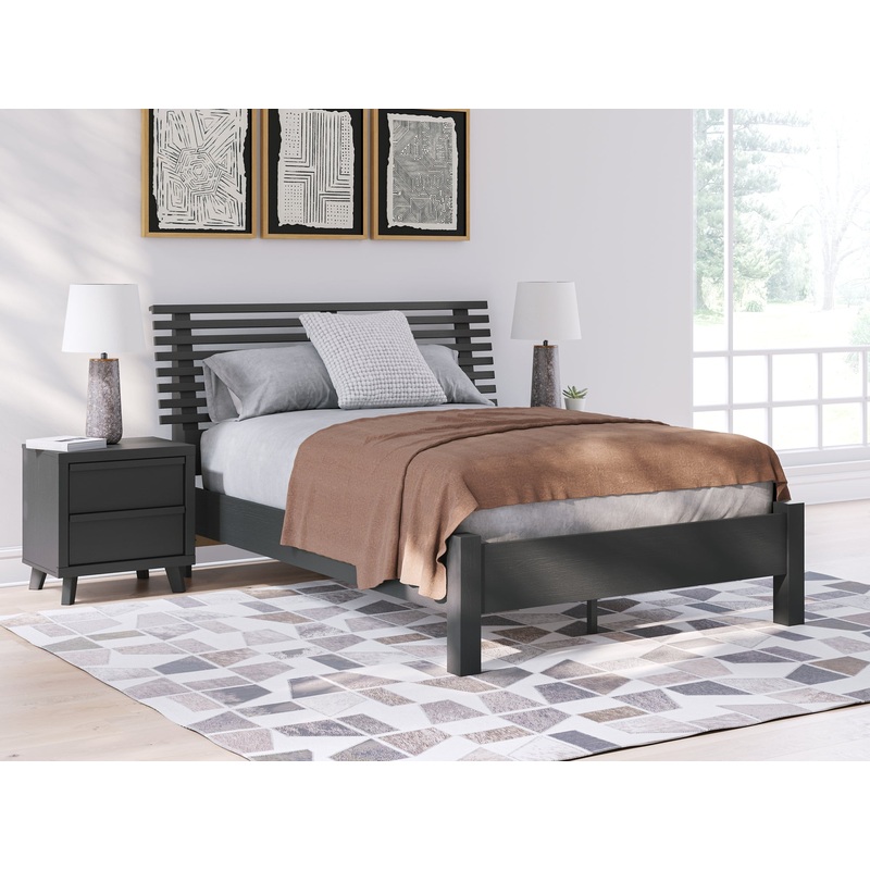 Danziar Full Slat Panel Bed