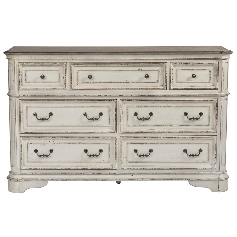 Magnolia Manor – 7 Drawer Dresser
