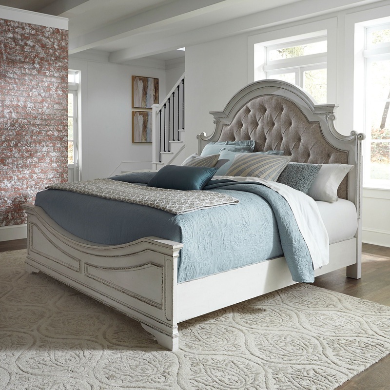 Magnolia Manor – Upholstered Bed