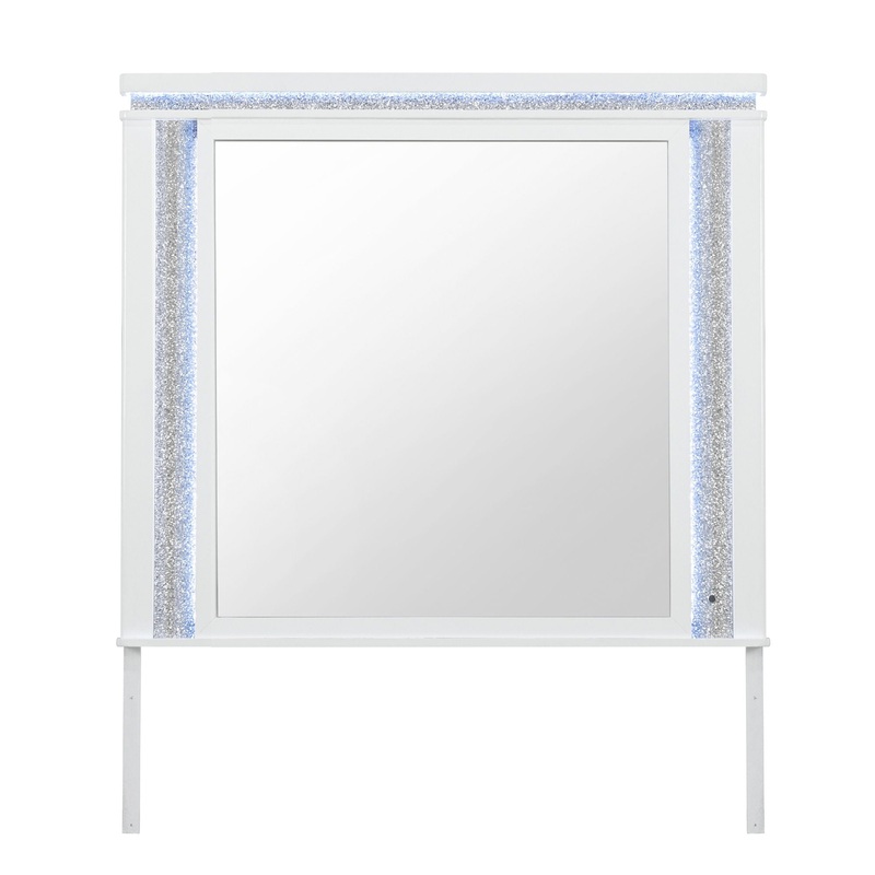Adalid – Square Shaped Mirror With LED Lighting And Glittered Detailing – White