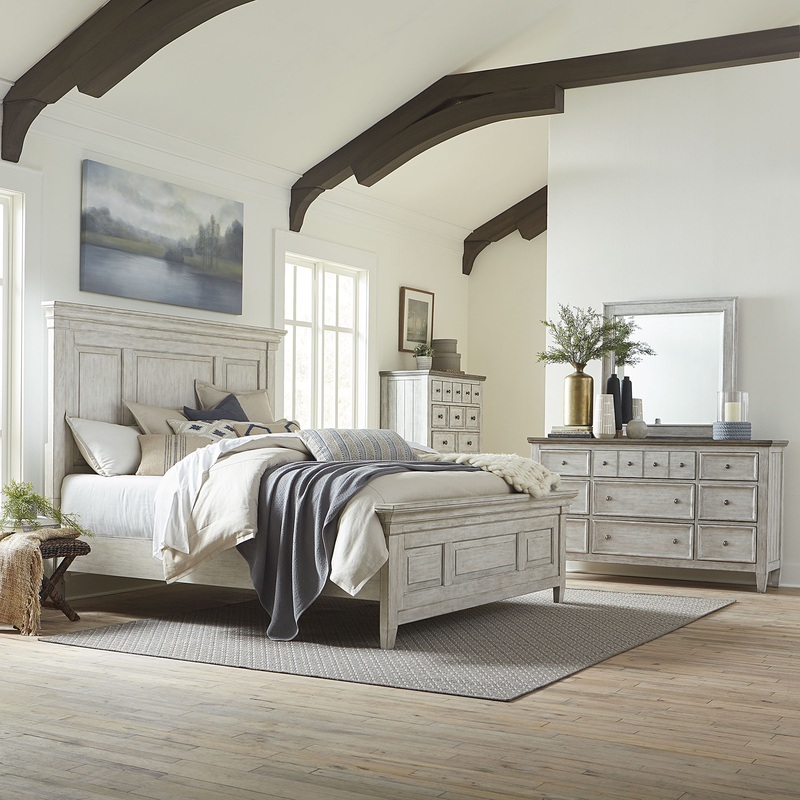 Heartland – Panel Bed, Dresser & Mirror