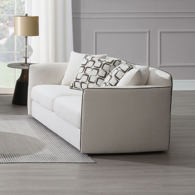 Yolanda – Loveseat With 4 Pillows – Beige Chenille