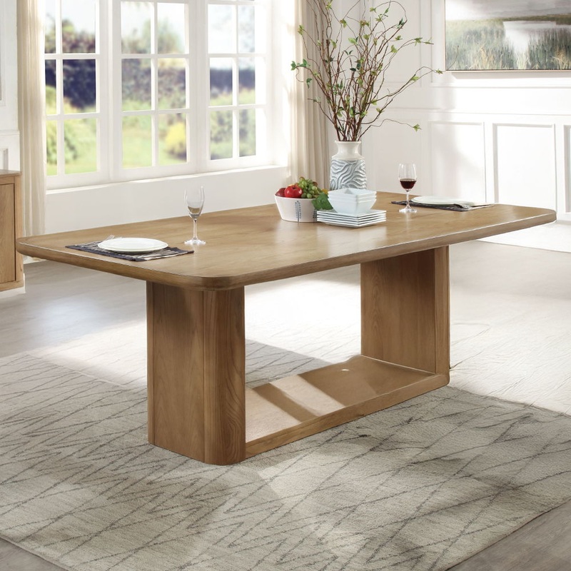 Zoey – Dining Table – Oak