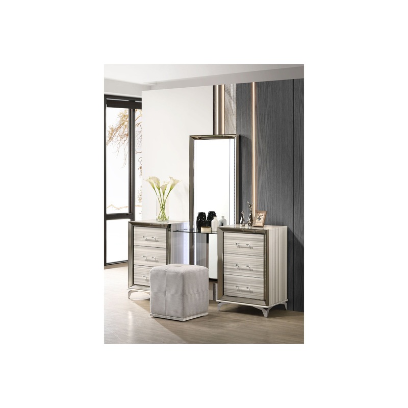 Zambrano – Vanity Set – White