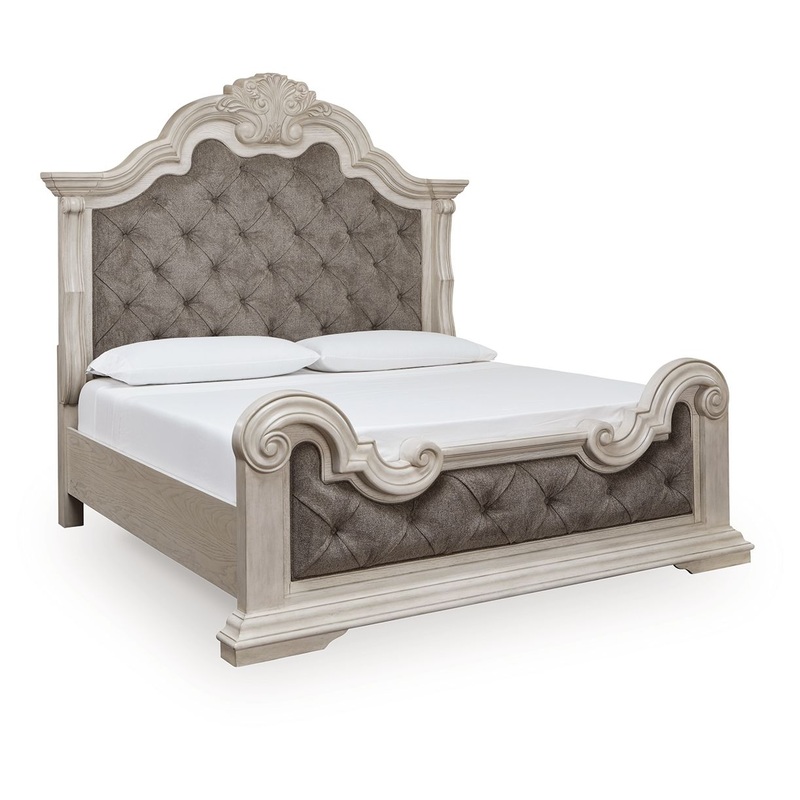 Bruchandi – Upholstered Panel Bed