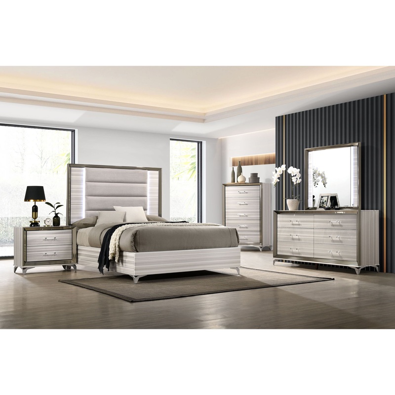 Zambrano – 5 Piece Queen Bedroom Set – White
