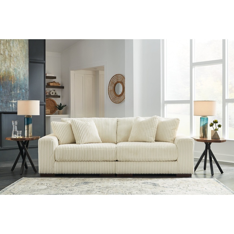 Lindyn 2-Piece Sectional Sofa