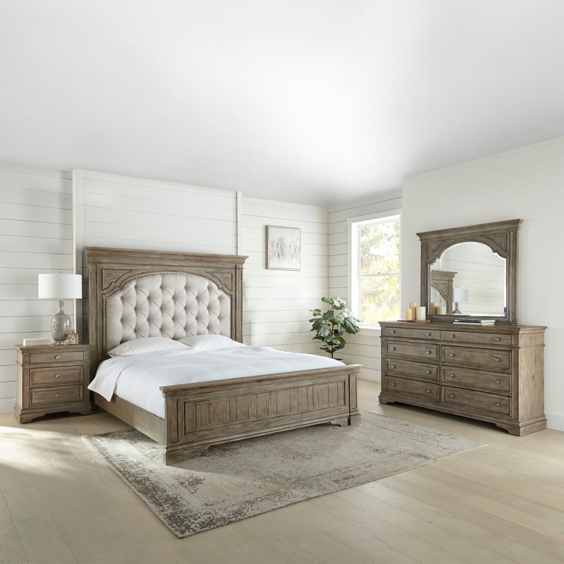 Highland – Bedroom Set|Light Brown|4 Pc. Bed, Dresser, Mirror, Nightstand|King