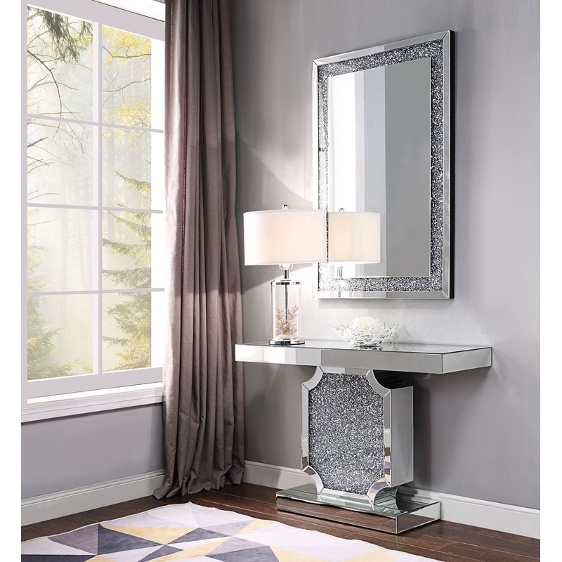 Noralie – Console Table – Mirrored & Faux Diamonds