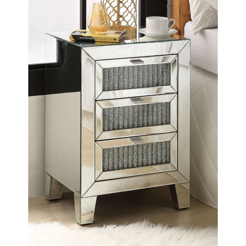 Noralie – 26 Accent Table – Mirrored & Faux Diamonds