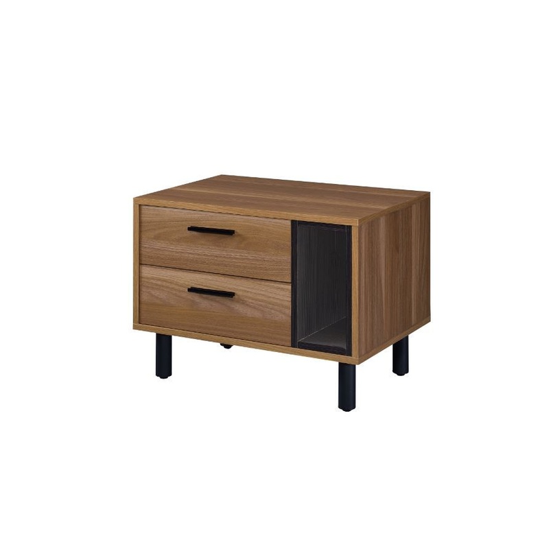 Trolgar – Accent Table – Brown Oak & Black