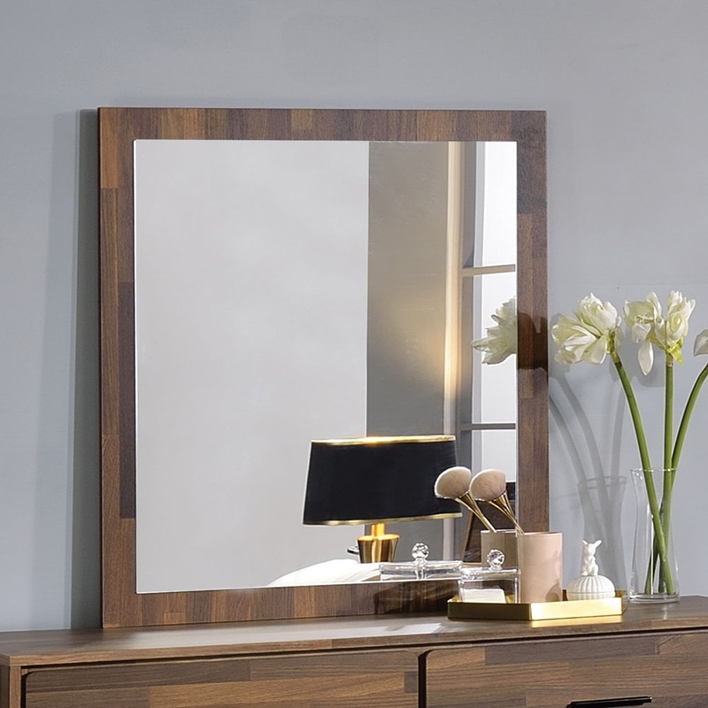 Hestia – Mirror – Walnut