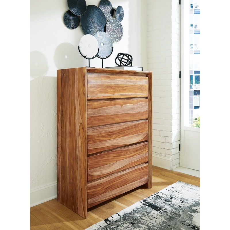 Dressonni Five Drawer Chest