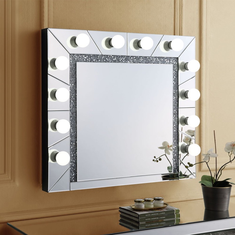 Noralie – 28 Accent Mirror – Mirrored & Faux Diamonds