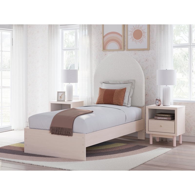 Wistenpine  Upholstered Panel Bed