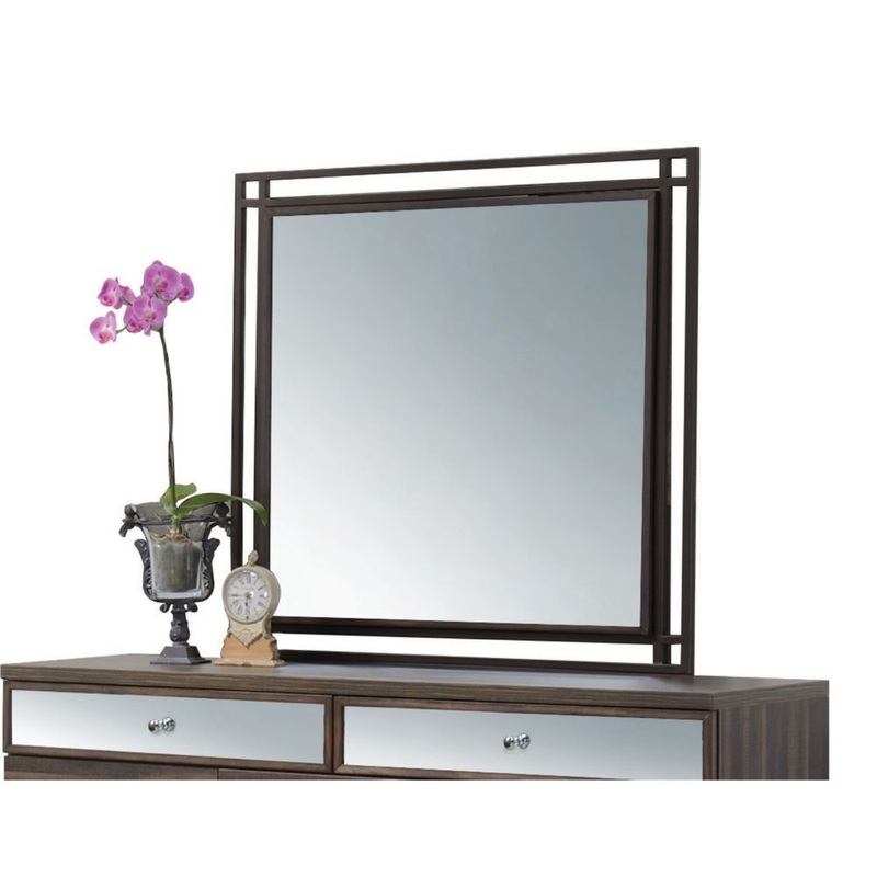 Adrianna – Mirror – Walnut