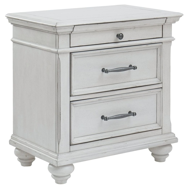Kanwyn – Three Drawer Night Stand – Whitewash