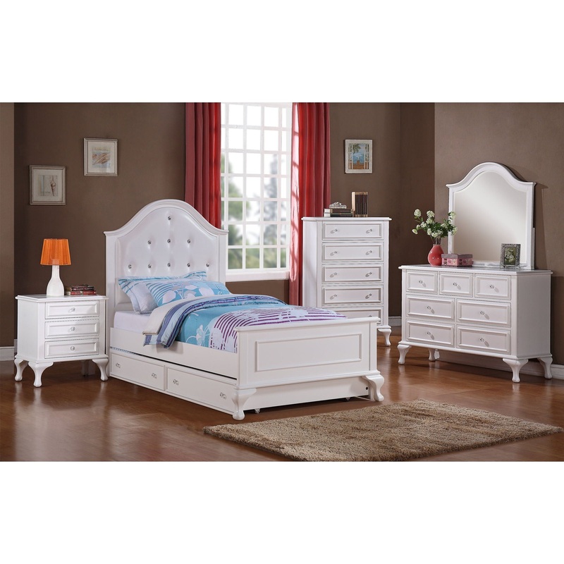 Jesse – Panel Bedroom Set|White|3 Pc. Bed, Chest, Nightstand|4 Pc. Bed, Dresser, Mirror, Nightstand|5 Pc. Bed, Dresser, Mirror, Chest, Nightstand|6 Pc. Bed, Dresser, Mirror, Chest, 2 Nightstands|Full|Twin