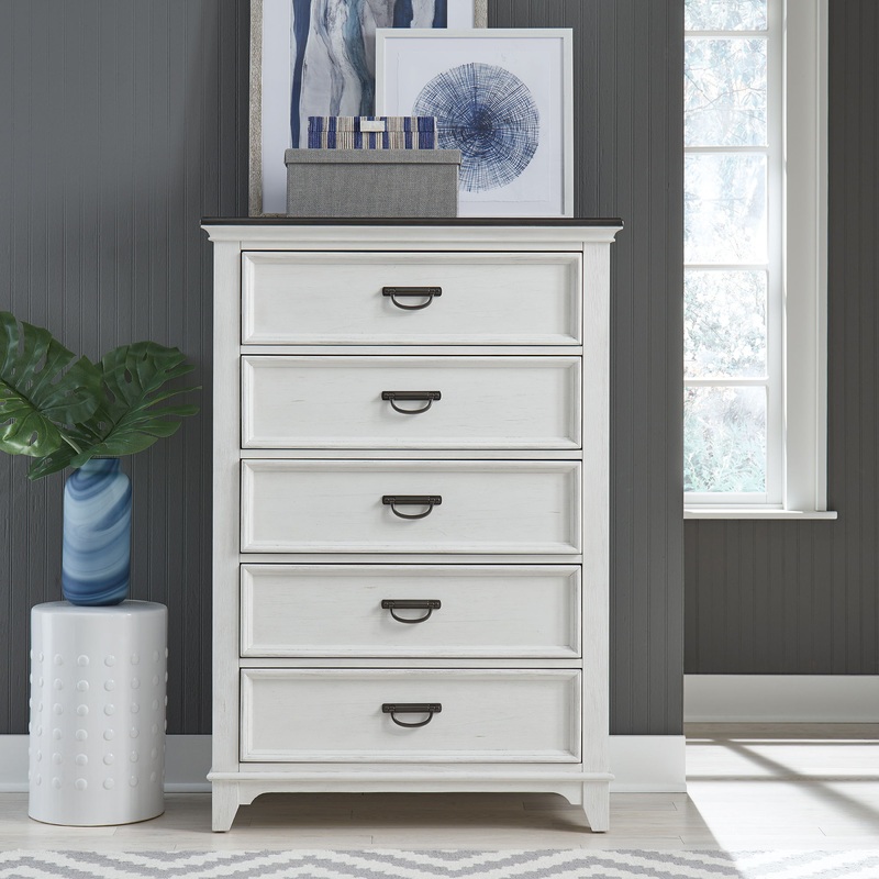 Allyson Park – 5 Drawer Chest – White