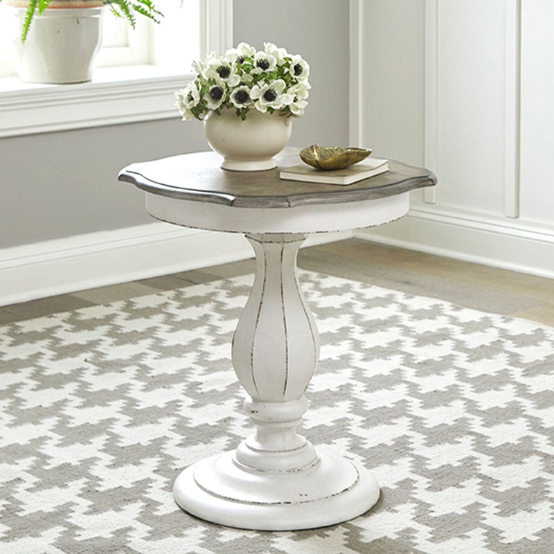 Magnolia Manor – Round Accent Table – White