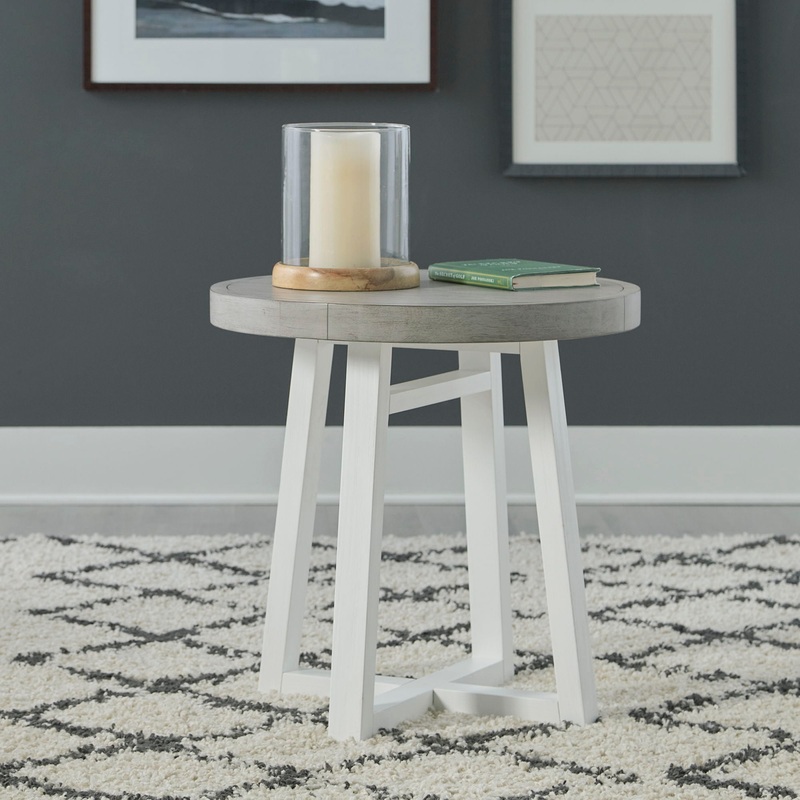 Palmetto Heights – Round End Table – White