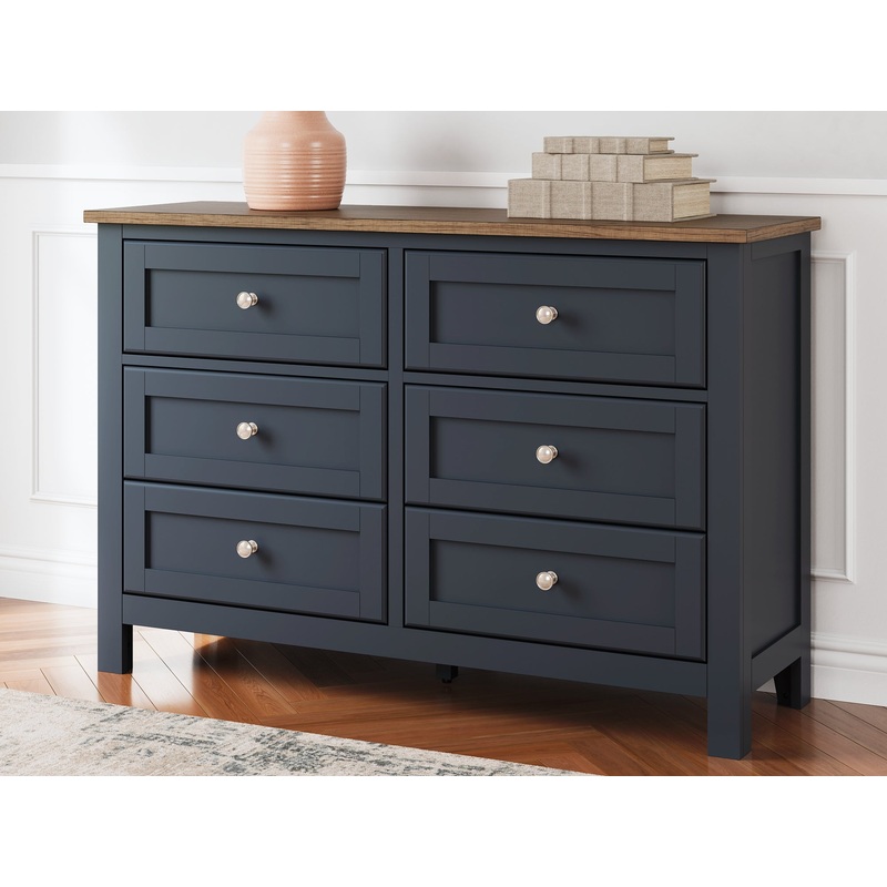 Landocken Dresser