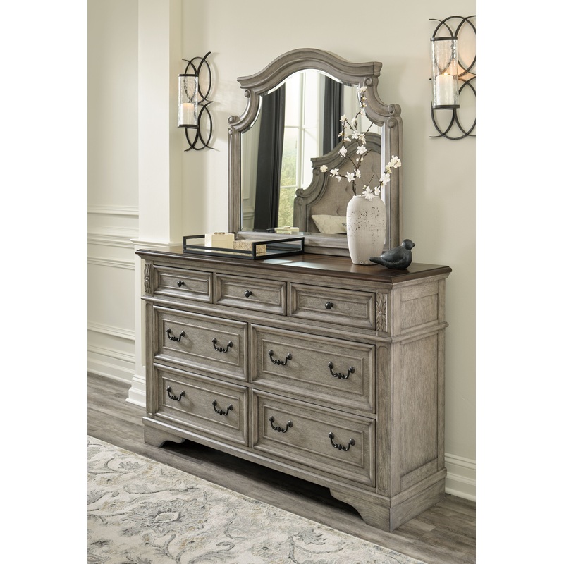 Lodenbay – Dresser, Mirror – Antique Gray