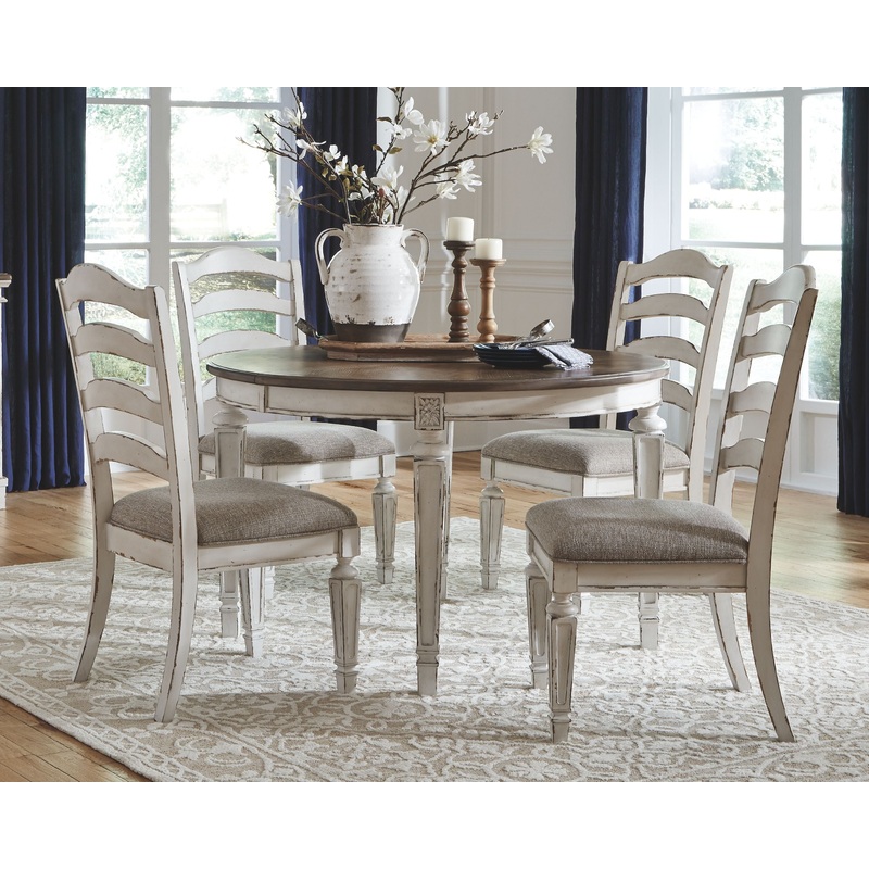 Realyn – Oval Dining Table Set