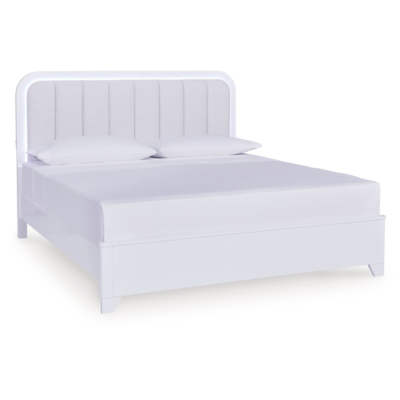 Jarlee – Upholstered Panel Bed