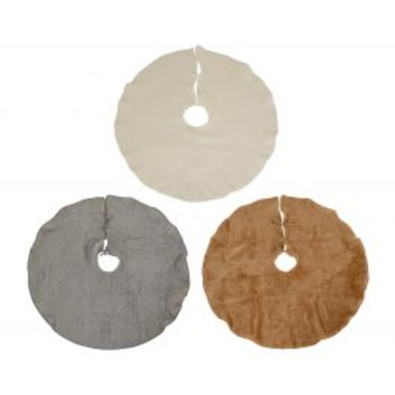 CHRISTMAS TREE COVER CARPET. IN POLIE.