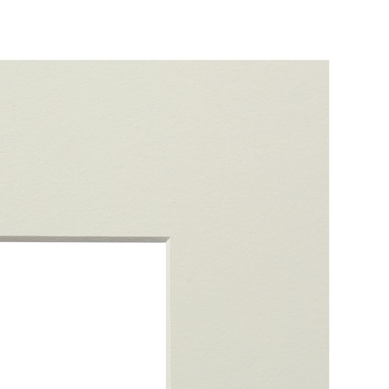 BEVELLED PASSEPARTOUT 24X30 INSIDE 13X18 IVORY