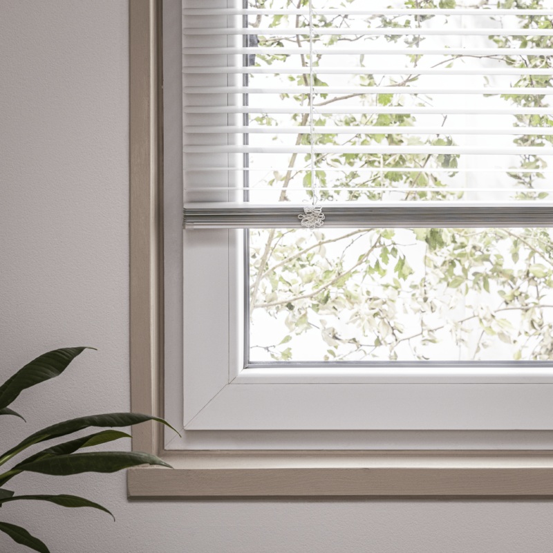 WHITE ALUMINUM EPONA VENETIAN BLIND 60X175CM